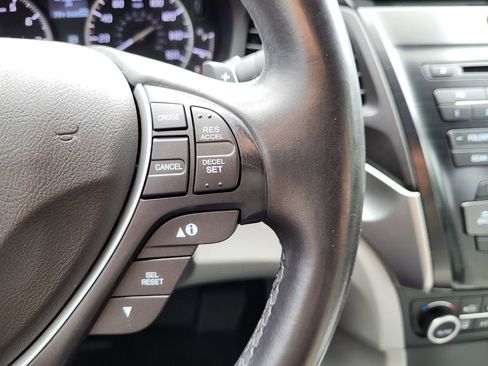 Used 2017 Acura ILX FWD image 34