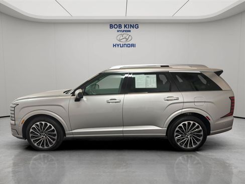 Certified 2026 Hyundai Palisade Calligraphy AWD/4WD image 2