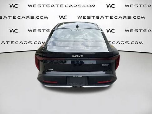 New 2025 Kia K4 LXS image 10