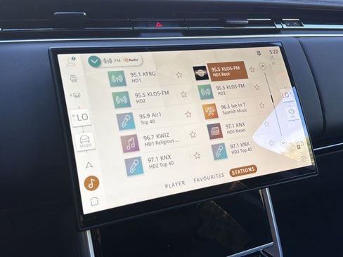 Used 2025 Land Rover Range Rover Autobiography AWD/4WD image 23