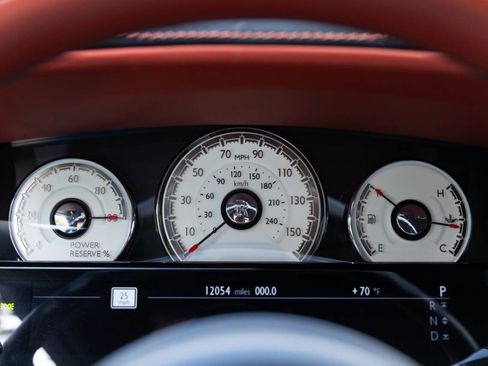 Used 2019 Rolls-Royce Dawn image 63