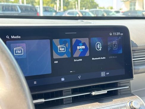 Used 2025 Hyundai Kona SEL AWD/4WD image 21