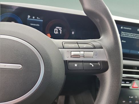 Certified 2025 Hyundai Santa Cruz SEL FWD image 28