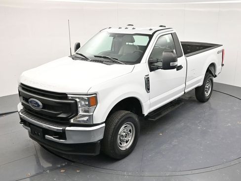 Used 2022 Ford F250 XL w/ Power Equipment Group image 29