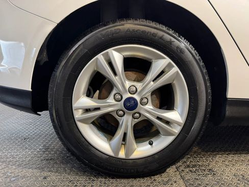 Used 2014 Ford Focus SE FWD image 33