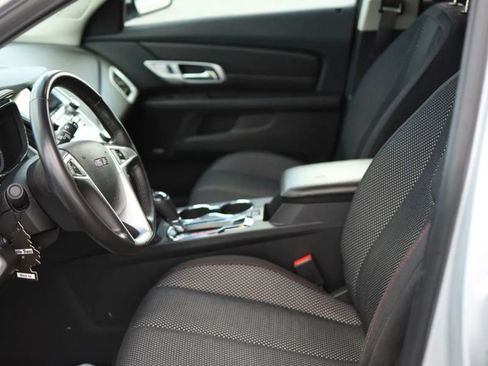 Used 2017 GMC Terrain SLE w/ Convenience Package image 12