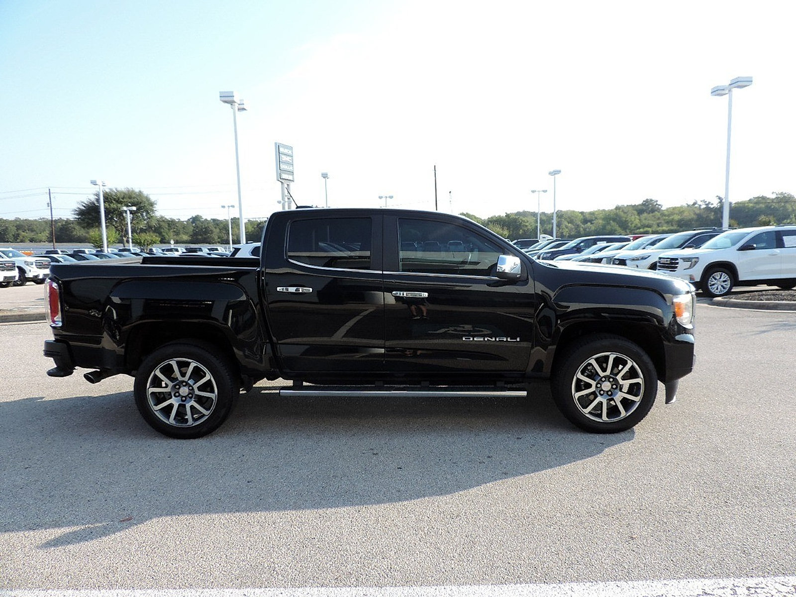 Used 2021 GMC Canyon Denali AWD/4WD image 4