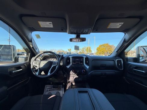 Used 2022 Chevrolet Silverado 1500 RST image 18