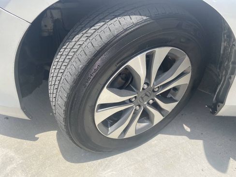 Used 2013 Honda Accord LX image 10