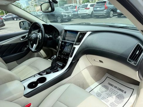 Used 2019 INFINITI Q50 Luxe w/ Essential Package (3.0T Luxe) AWD/4WD image 35