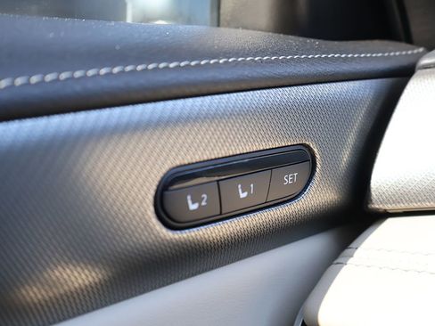Used 2023 INFINITI QX60 Luxe w/ Vision Package FWD image 60