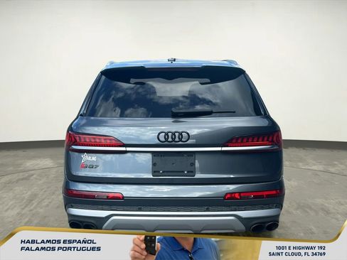 Used 2022 Audi SQ7 Prestige AWD/4WD image 5