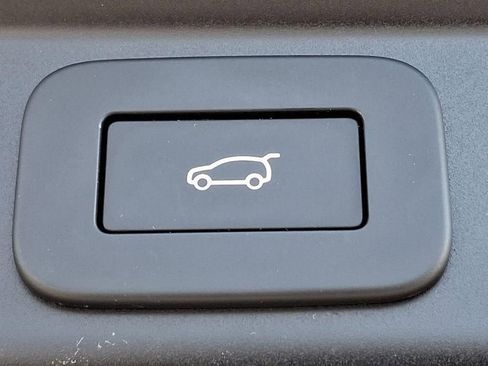 Used 2024 Land Rover Range Rover Sport Dynamic SE image 31