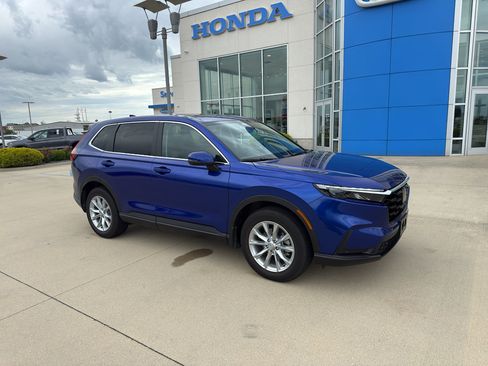 Used 2025 Honda CR-V EX-L image 3