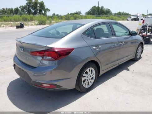 Used 2019 Hyundai Elantra SE FWD image 4