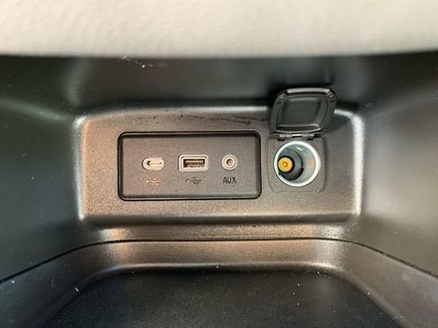 Certified 2023 Chevrolet Equinox LS w/ LS Convenience Package image 30