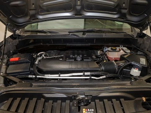 Used 2021 Chevrolet Silverado 1500 Custom image 18