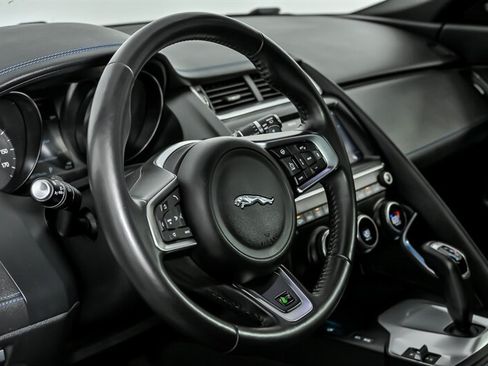 Used 2020 Jaguar E-PACE R-Dynamic SE AWD/4WD image 23