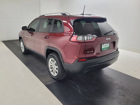 Used 2020 Jeep Cherokee Latitude w/ Cold Weather Group AWD/4WD image 5