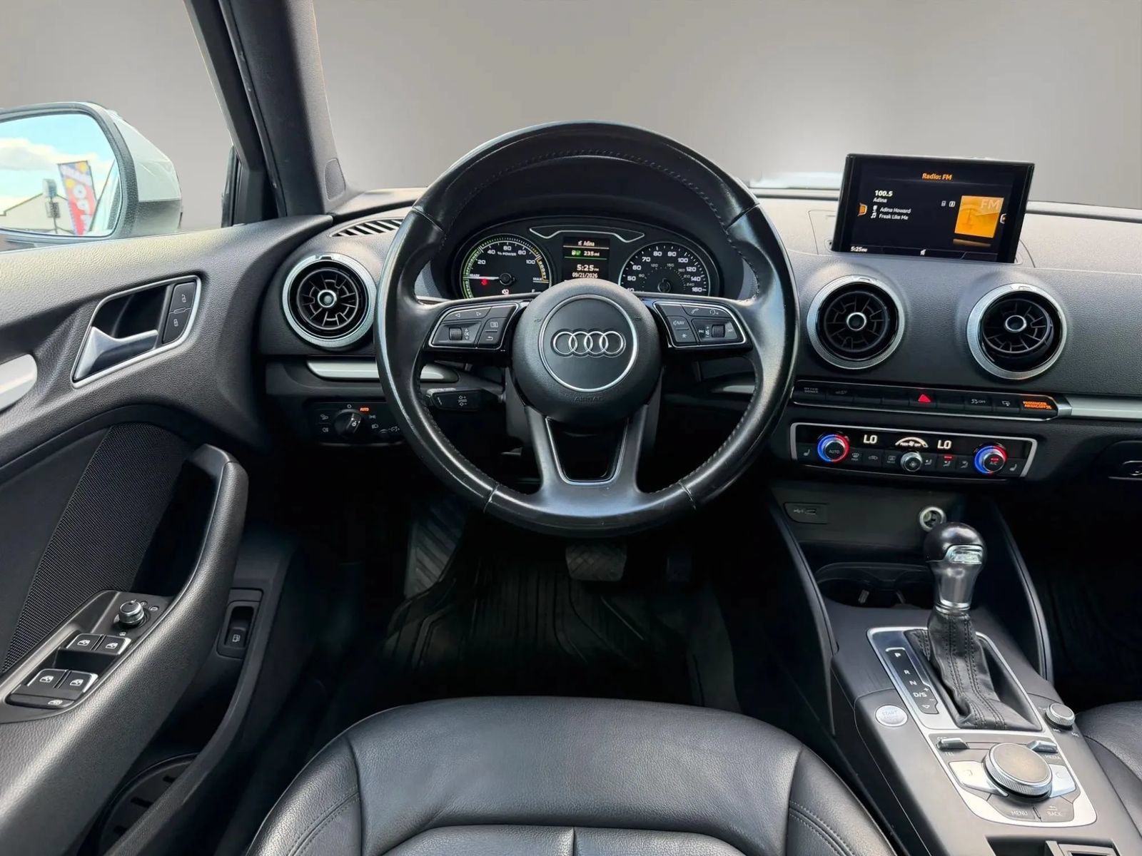 Used 2017 Audi A3 e-tron Premium FWD image 20