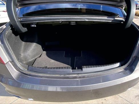 Used 2013 Acura ILX w/ Premium Package image 30