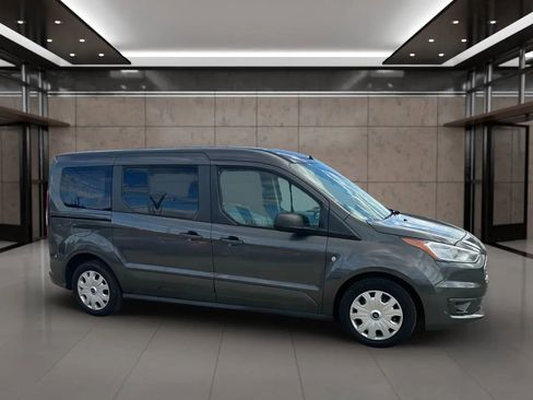 Used 2020 Ford Transit Connect XLT image 16