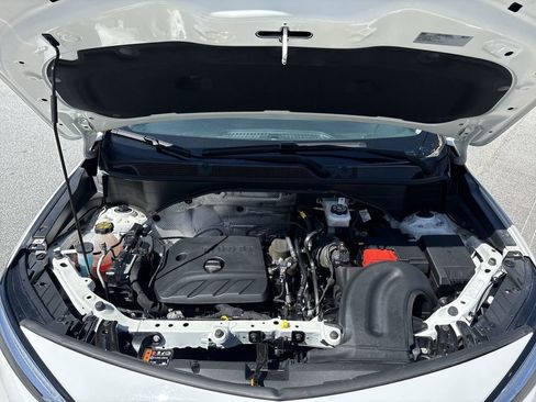 Used 2024 Buick Encore GX Sport Touring AWD/4WD image 29