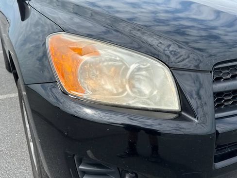 Used 2009 Toyota RAV4 4WD V6 w/ Tow Prep Pkg image 12
