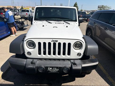 Used 2017 Jeep Wrangler Unlimited Sport w/ Quick Order Package 24S AWD/4WD image 13