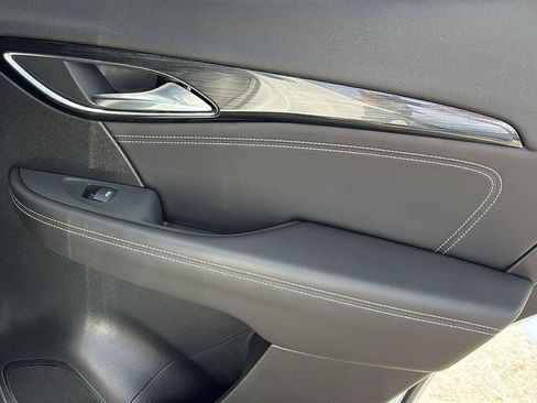 Certified 2023 Buick Envision Preferred AWD/4WD image 22