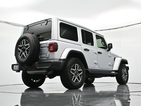 New 2024 Jeep Wrangler Unlimited Sahara w/ Technology Group image 41