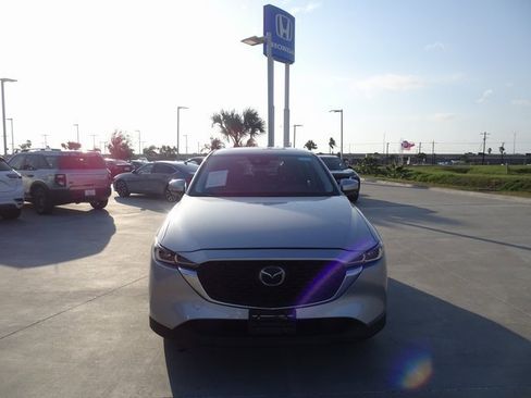 Used 2022 MAZDA CX-5 AWD 2.5 S w/ Preferred Package image 2