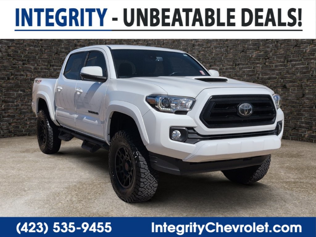 Used 2021 Toyota Tacoma TRD Sport w/ Technology Package AWD/4WD image 1