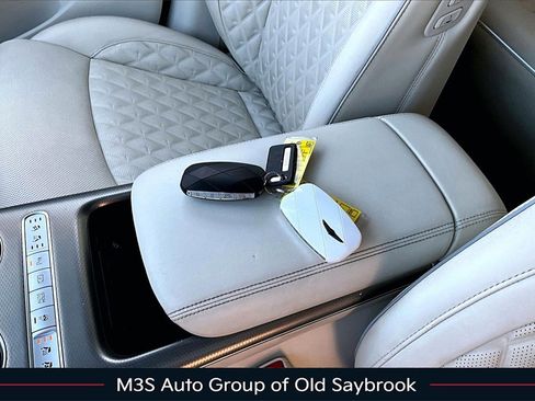 Used 2023 Genesis GV60 Performance image 35