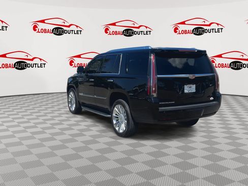 Used 2016 Cadillac Escalade Platinum AWD/4WD image 7