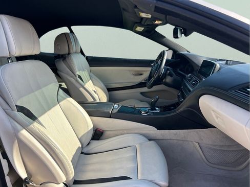 Used 2017 BMW 640i Convertible RWD image 13