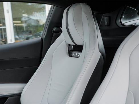 New 2025 Lotus Emira image 23