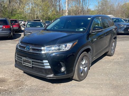 Used 2019 Toyota Highlander Limited Platinum image 14