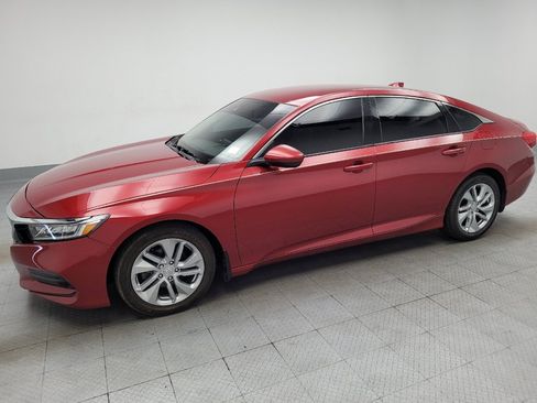 Used 2018 Honda Accord LX image 2