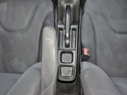 Used 2010 Honda Fit Sport image 36