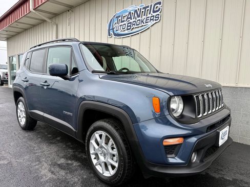 Used 2021 Jeep Renegade Latitude w/ Convenience Group AWD/4WD image 4