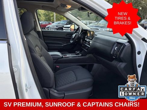 Certified 2023 Nissan Pathfinder SV w/ SV Premium Package AWD/4WD image 10