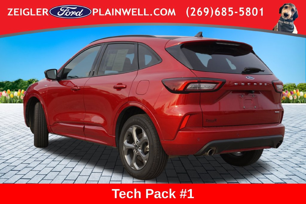 Used 2024 Ford Escape ST-Line w/ Tech Pack #1 AWD/4WD image 3