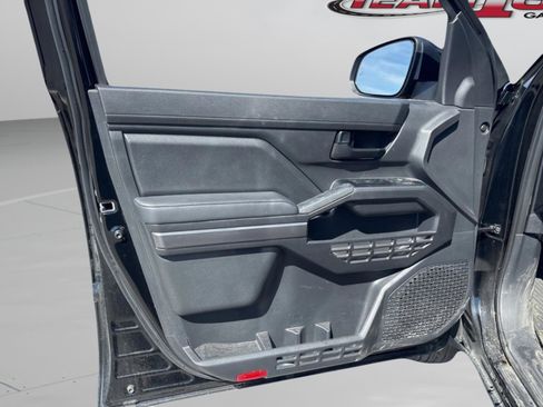 Certified 2025 Toyota Tacoma SR5 image 34