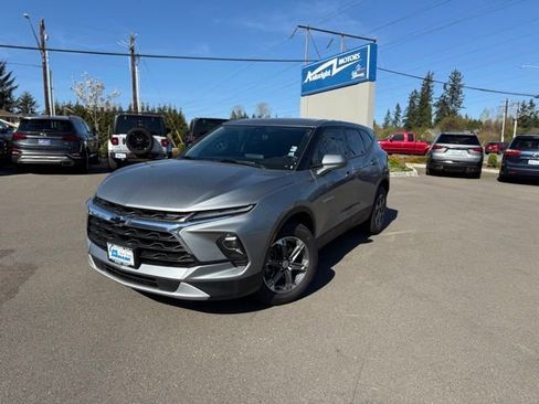 Used 2023 Chevrolet Blazer LT w/ Driver Confidence Package AWD/4WD image 1