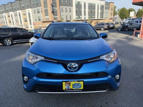 Used 2016 Toyota RAV4 XLE AWD/4WD image 2