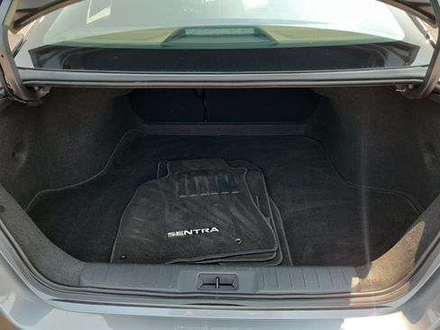 Used 2025 Nissan Sentra SV w/ All-Weather Package FWD image 8