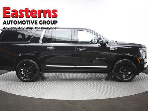 Used 2025 GMC Yukon XL Denali w/ Denali Reserve Package AWD/4WD image 53