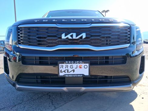Used 2022 Kia Telluride S AWD/4WD image 5