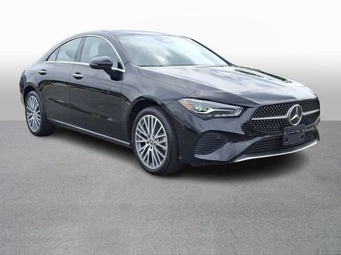 Used 2025 Mercedes-Benz CLA 250 image 3